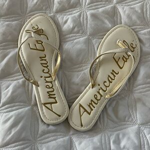 NWOT Size 8 American Eagle leather sandals